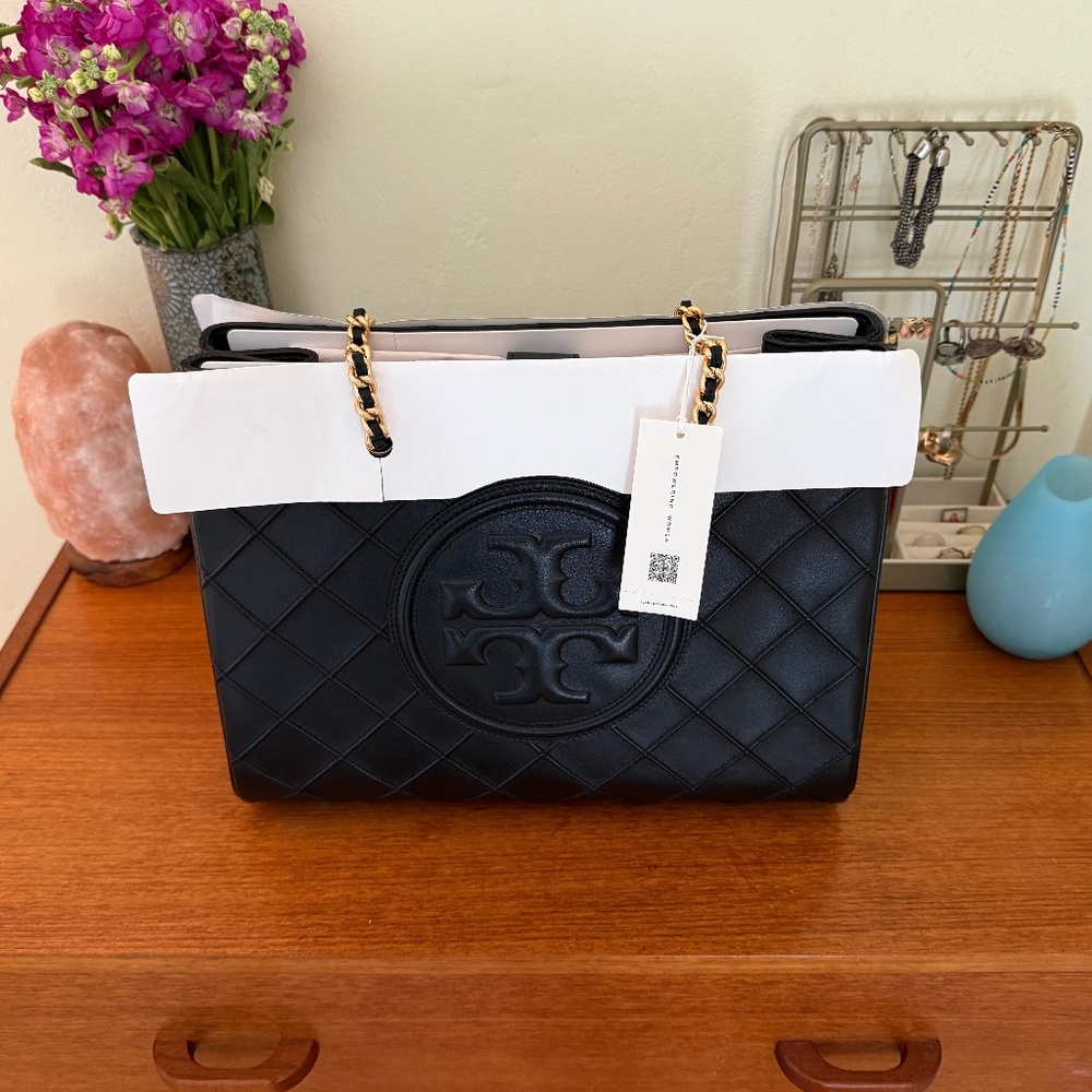 TORY BURCH Fleming Soft Chain Tote - Black
